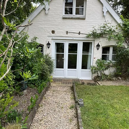 Tiny House Au Fond Du Jardin * Châlons-en-Champagne